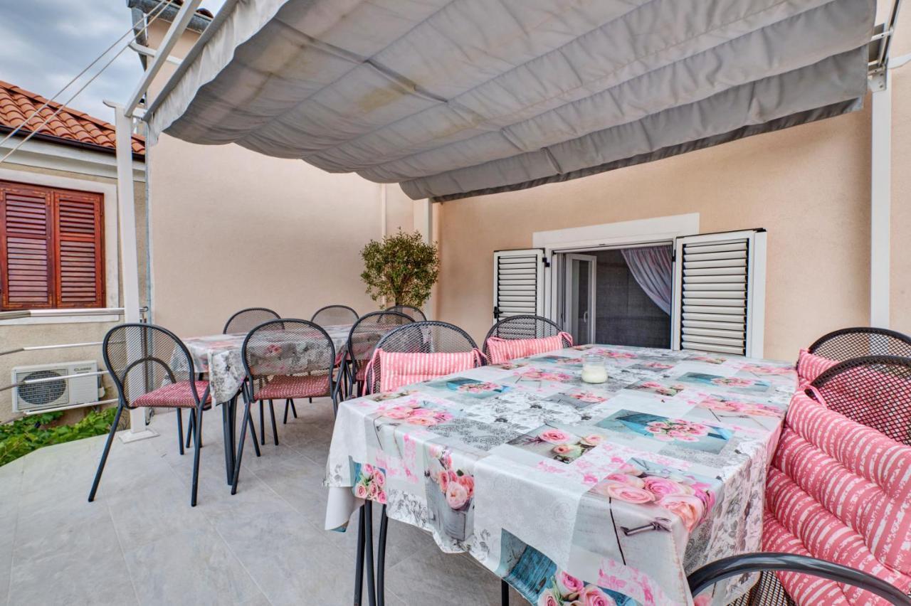 Apartments Ljubica Veli Losinj Luaran gambar