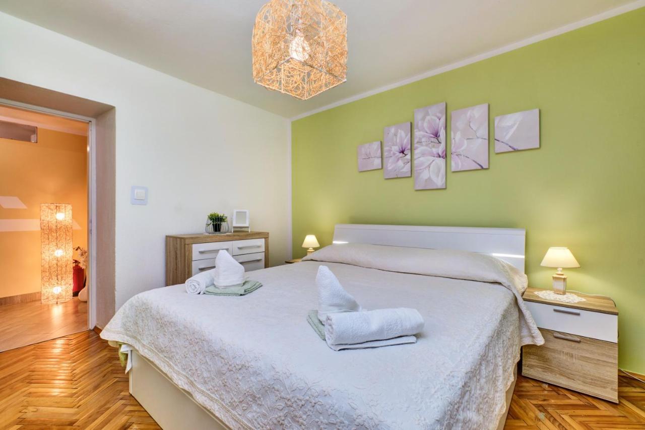 Apartments Ljubica Veli Losinj Luaran gambar