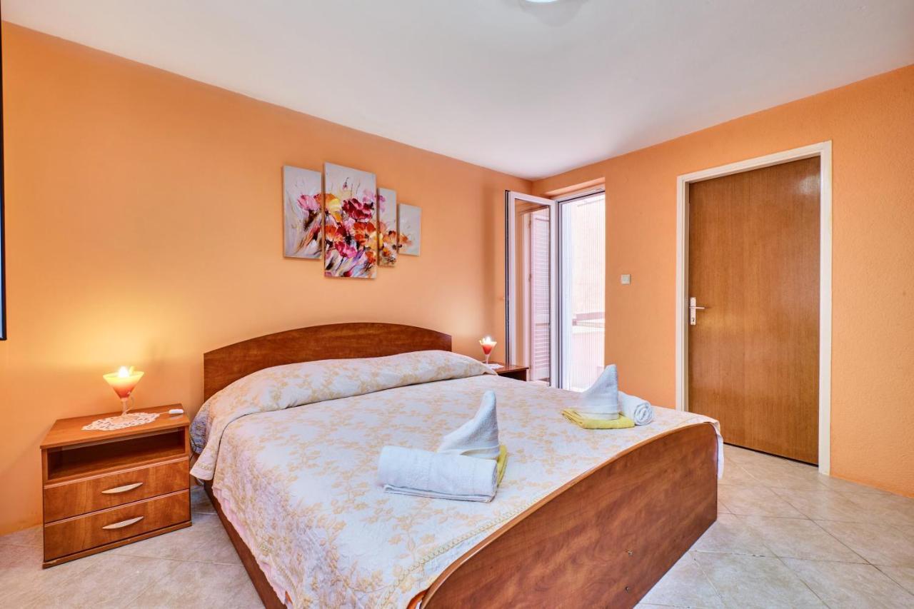 Apartments Ljubica Veli Losinj Luaran gambar