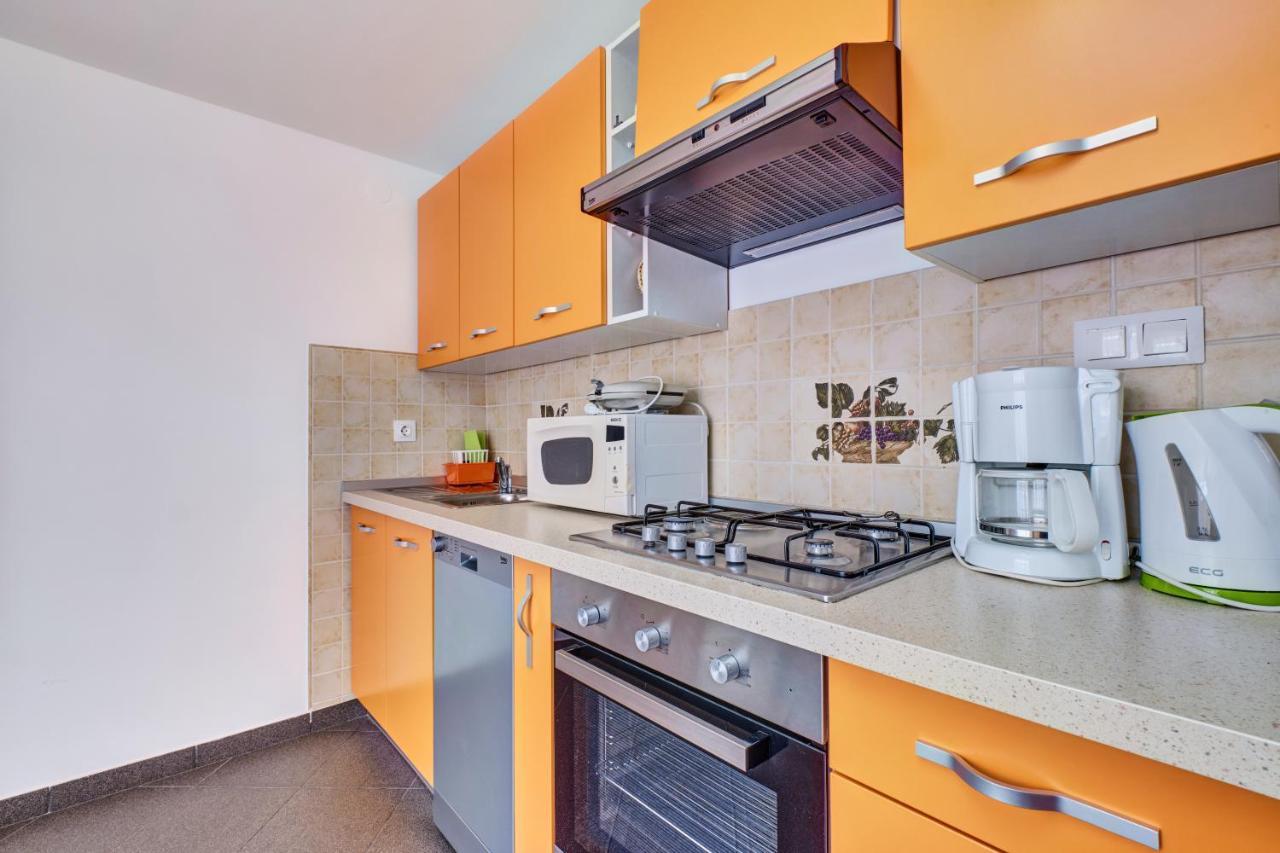 Apartments Ljubica Veli Losinj Luaran gambar