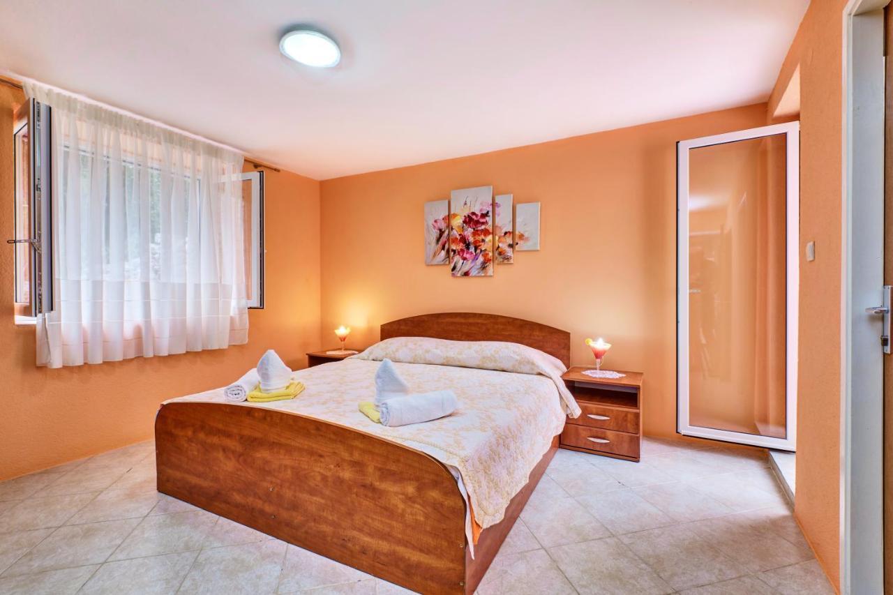 Apartments Ljubica Veli Losinj Luaran gambar