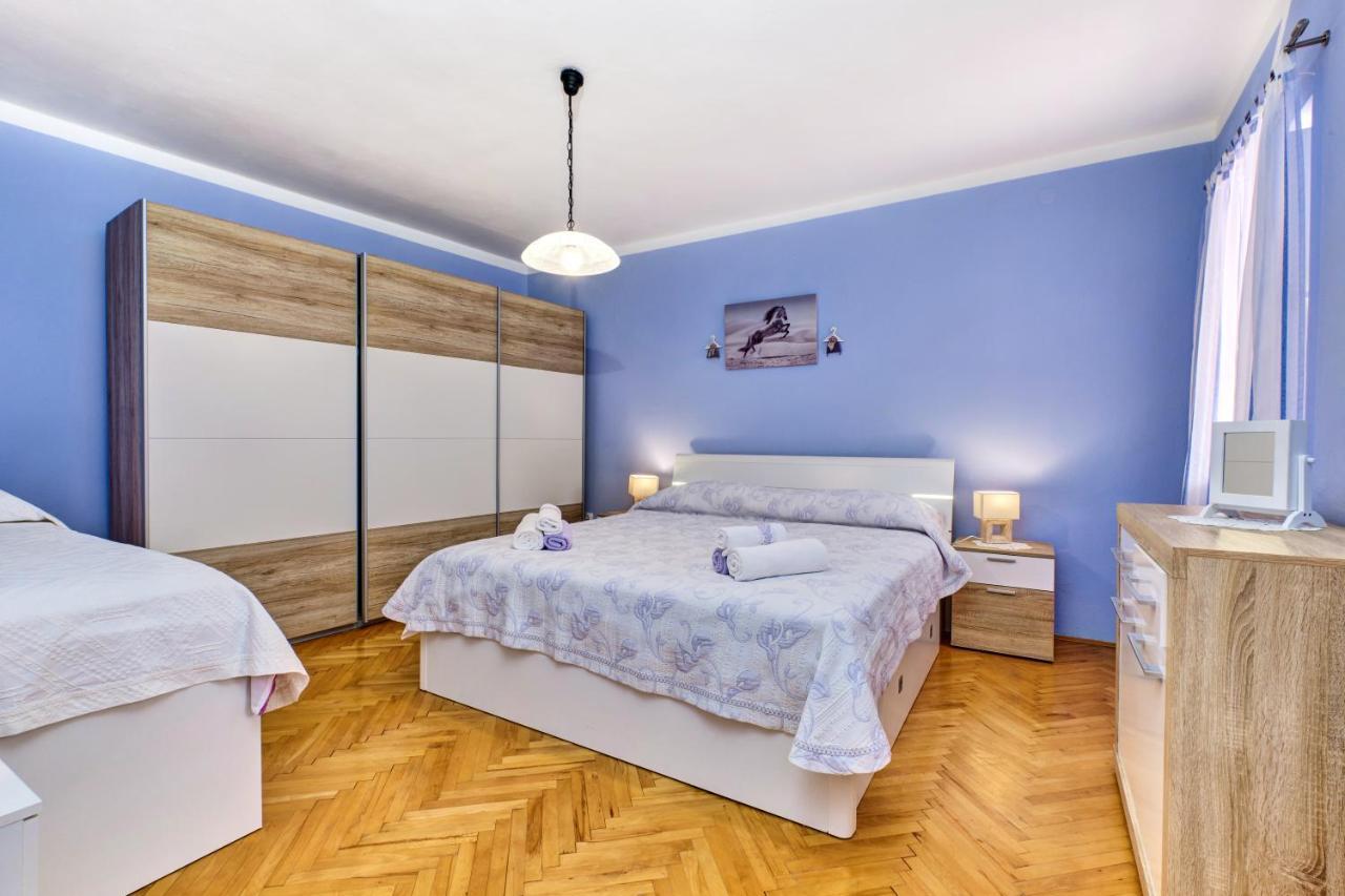 Apartments Ljubica Veli Losinj Luaran gambar