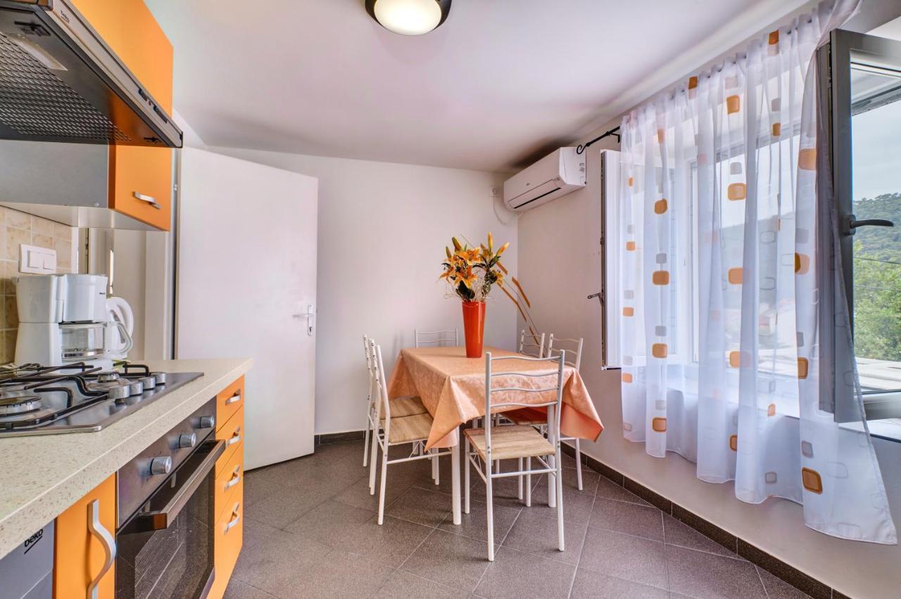 Apartments Ljubica Veli Losinj Luaran gambar