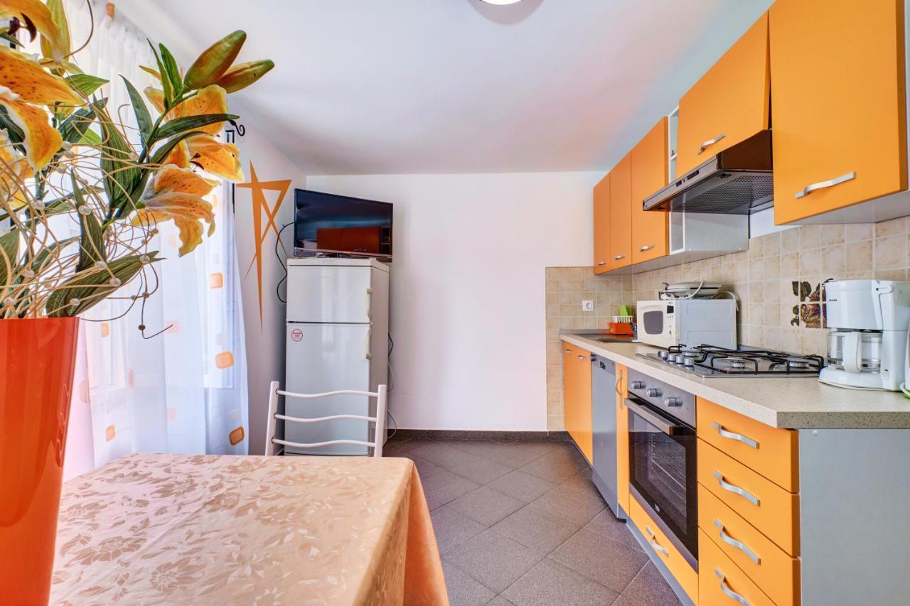 Apartments Ljubica Veli Losinj Luaran gambar